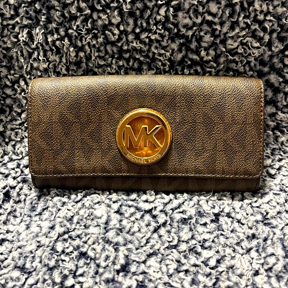 Brown MK Logo Michael Kors Fulton Carryall Wallet